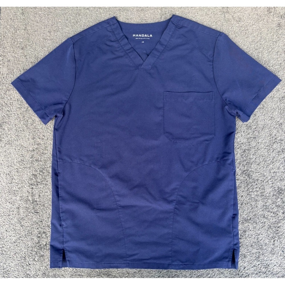 Mandala Scrub Top Women's Size XS Purple Polyester V-Neck Short Sleeve Pullover - Picture 1 of 6